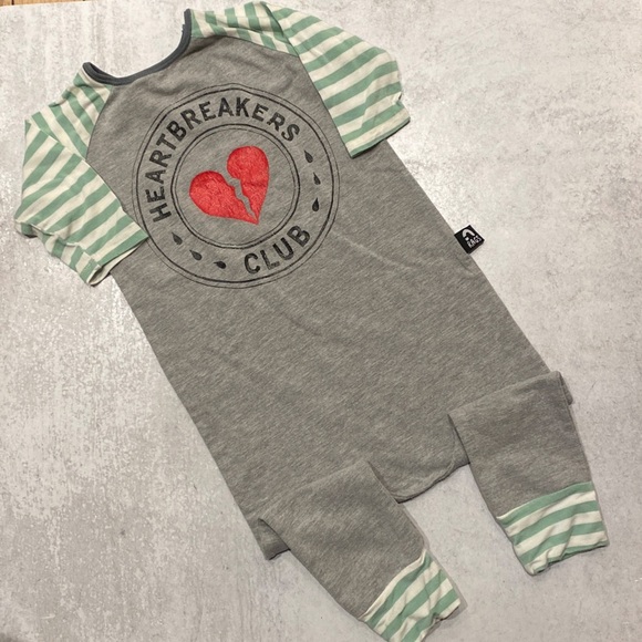Rags to Raches || Heartbreakers Club Romper Gray 18-24M - Picture 1 of 4